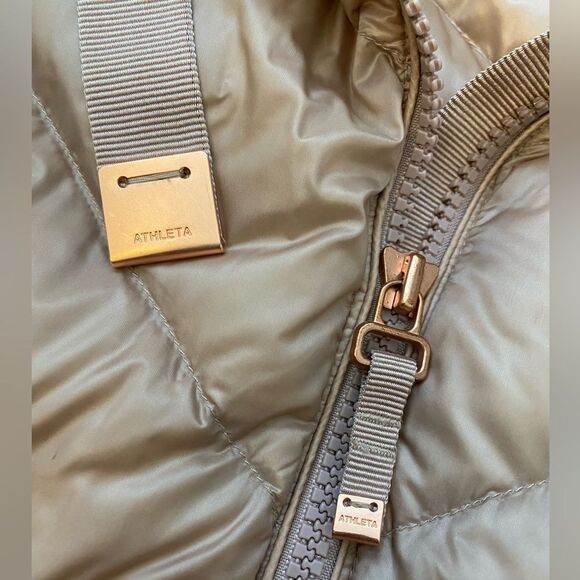 Athleta Banner Peak Down Vest in Nouveau Rose, SZ XS - Picture 7 of 14